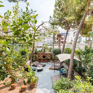 3 Bedroom With Private Garden On Top Location Centre Beach Apartment Sitges